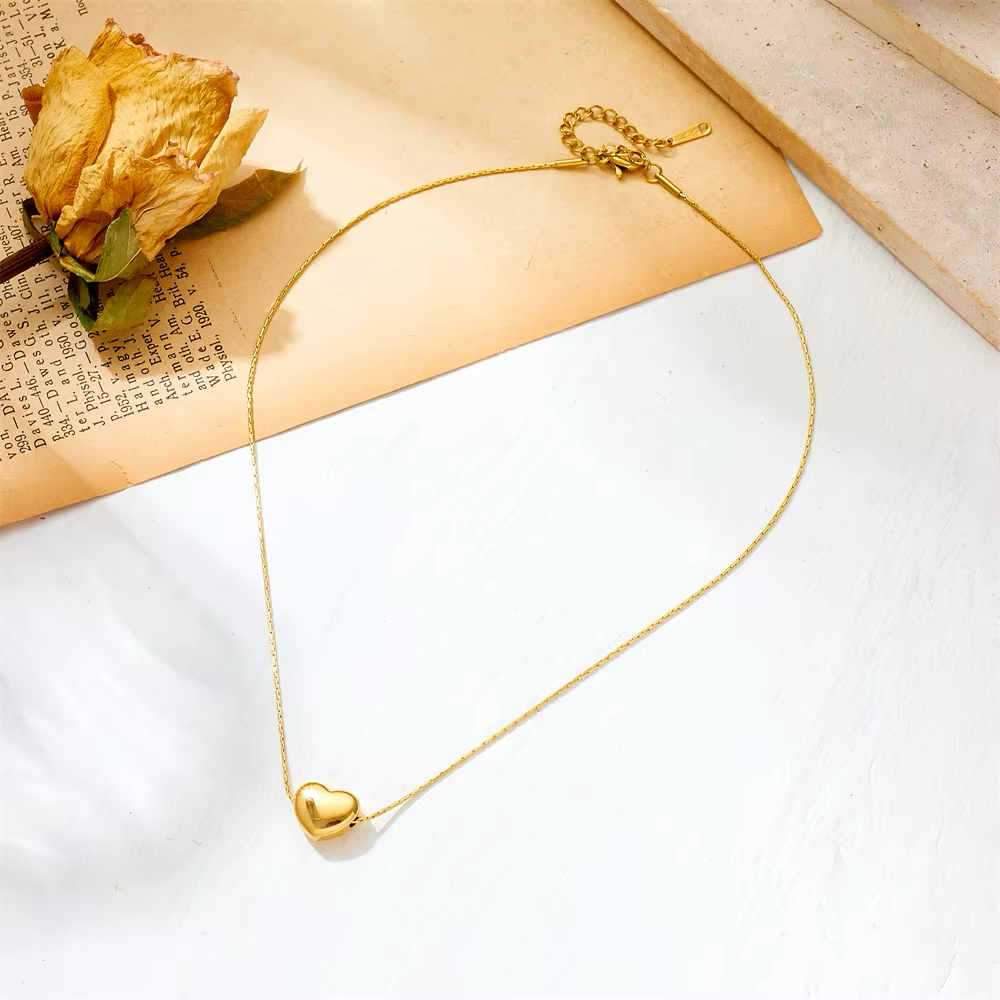 PUFFY HEART PENDANT WITH CHAIN