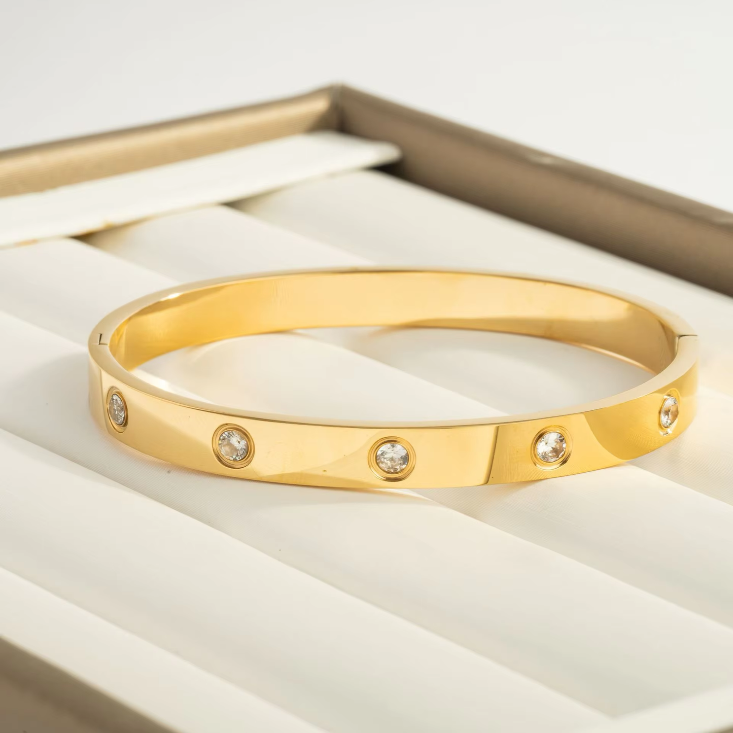 ZIRCON CUBIC SNAP BRACELET
