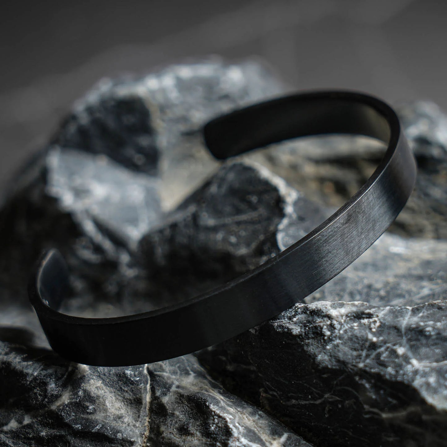 ADJUSTABLE SILVER CUFF BRACELET