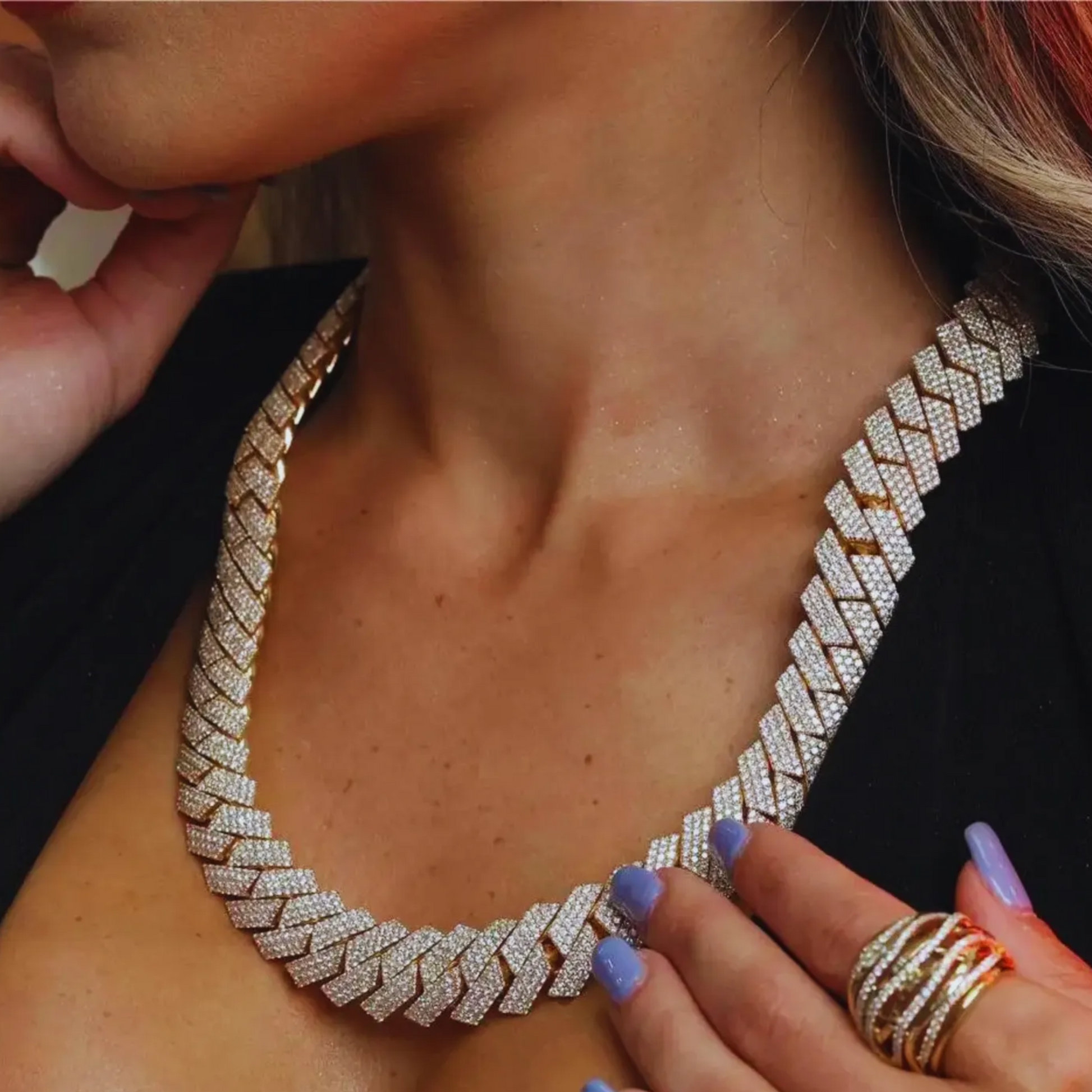 GOLD CUBAN LINK ICED OUT CHAIN1