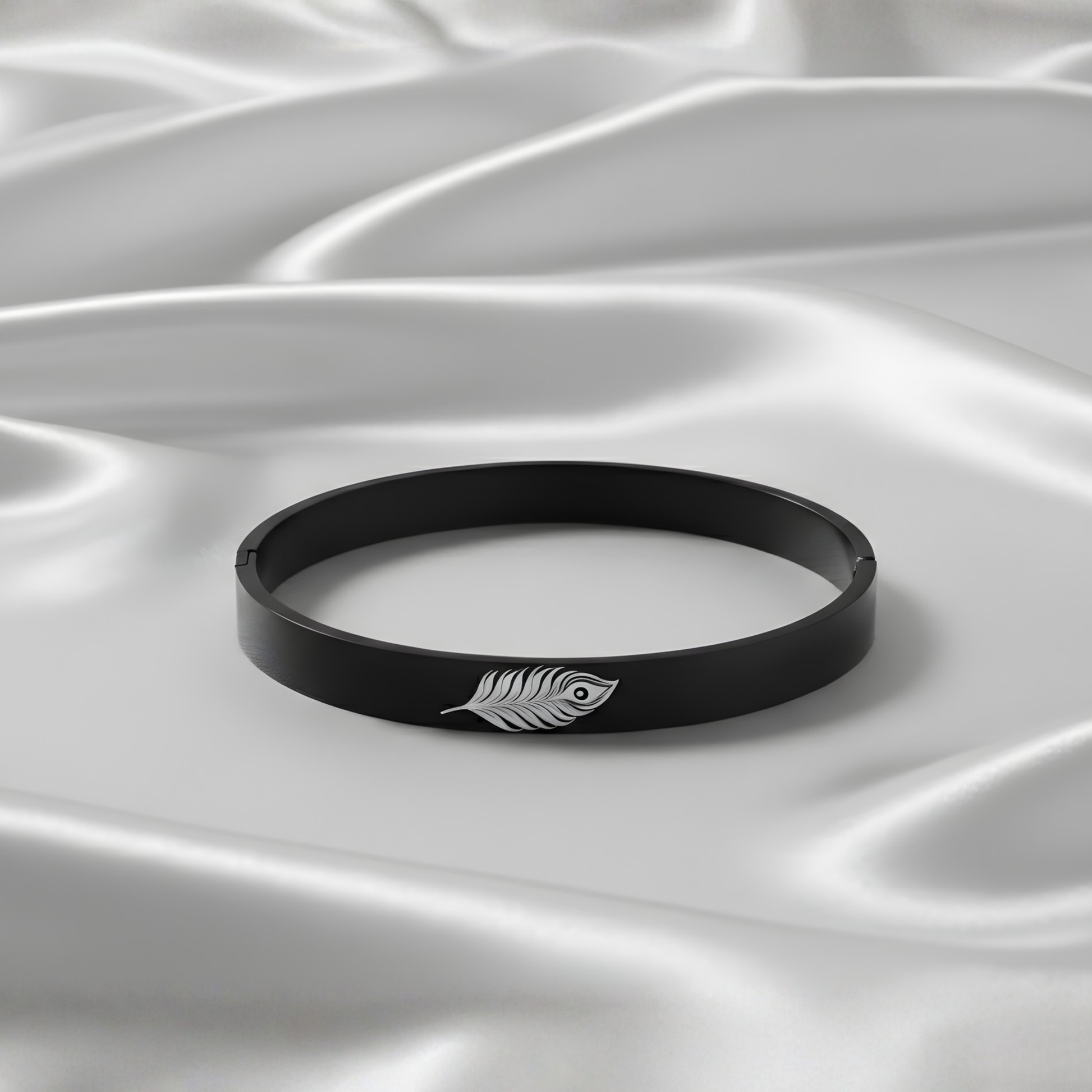 Mor Pankh Snap Bracelet