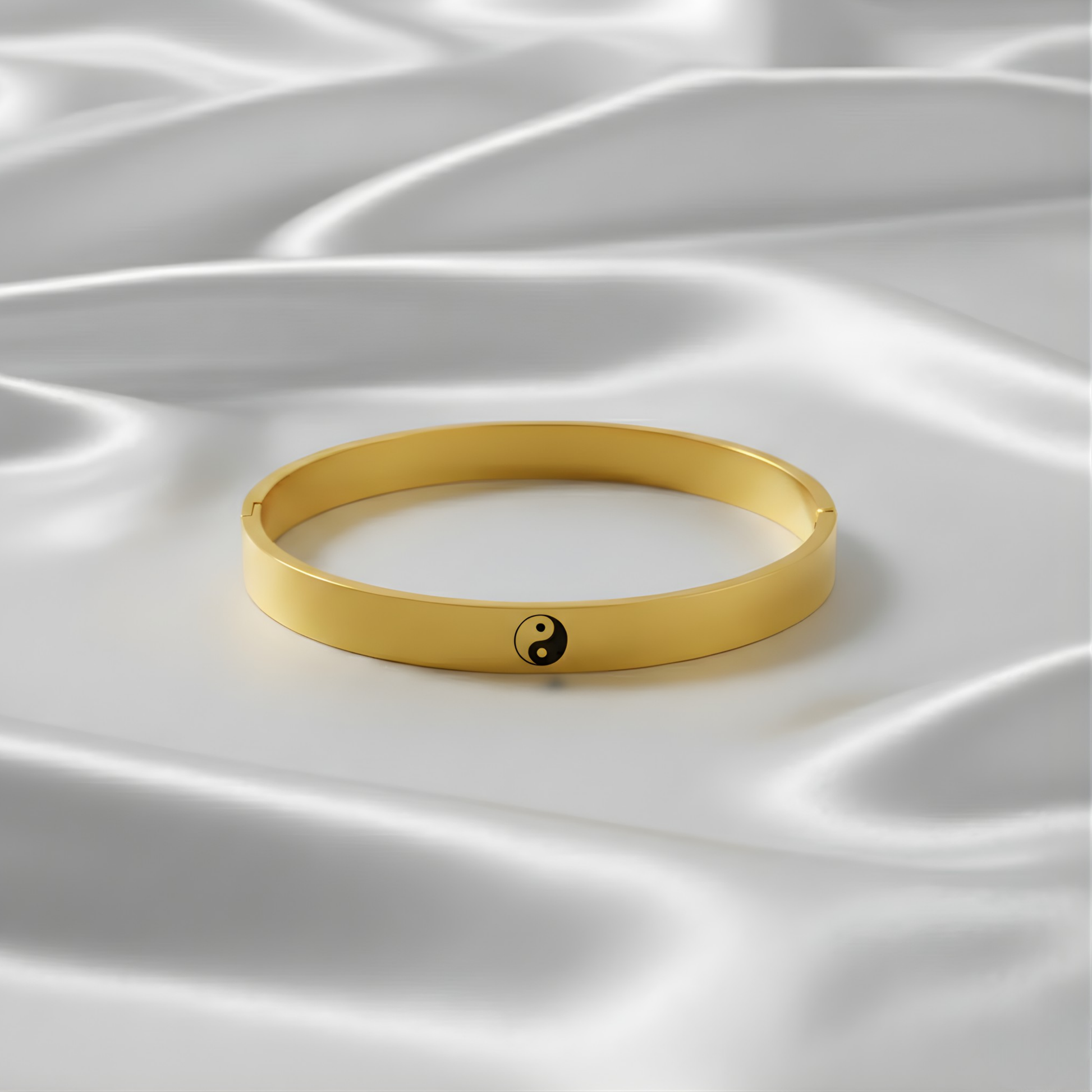 Ying Yang Snap Bracelet