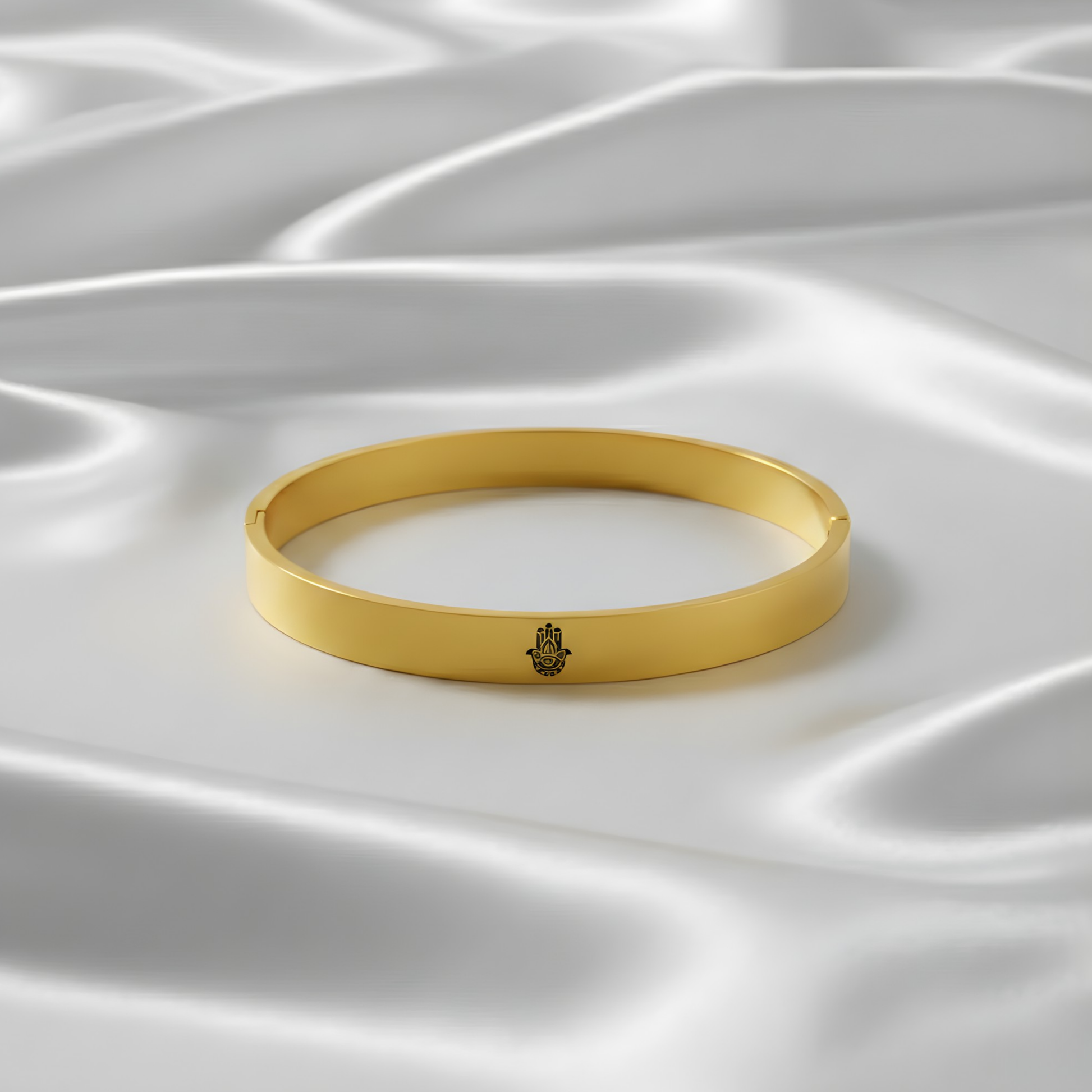 The Guardian Hamsa Hand Snap Bracelet