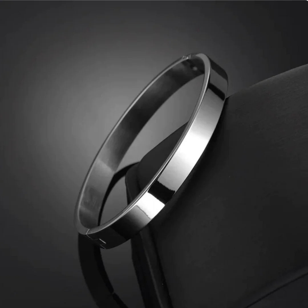 CLASSIC BLACK SNAP BRACELET