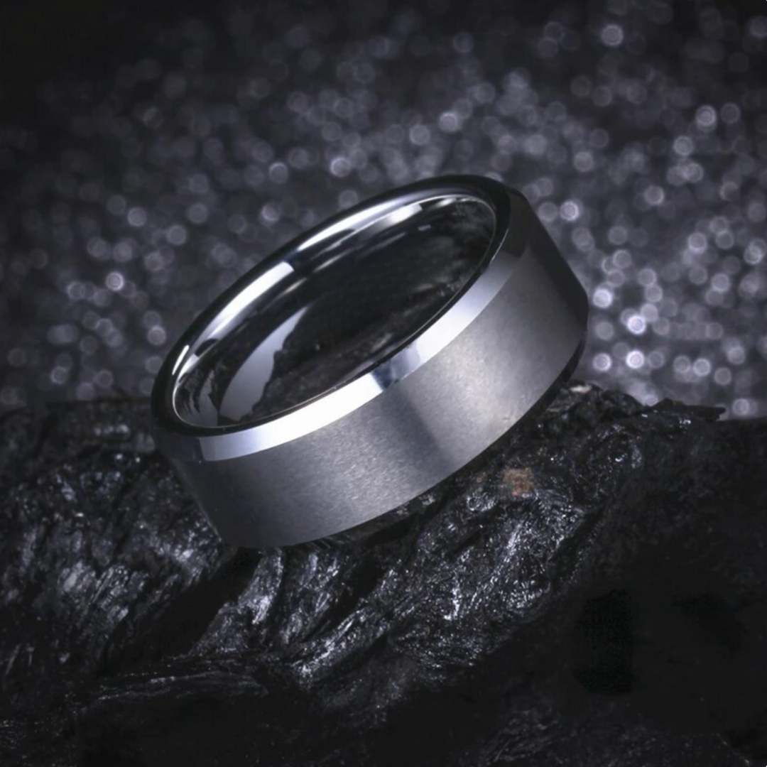 CLASSIC SILVER RING – Regalia